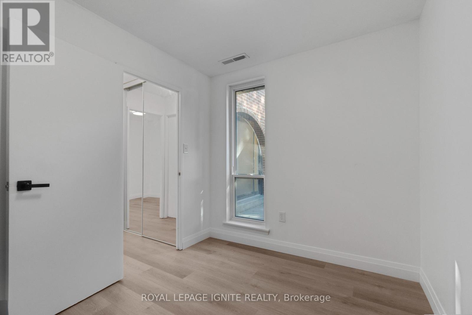 211 - 3455 Morning Star Drive, Mississauga, Ontario  L4T 3T9 - Photo 23 - W12988612