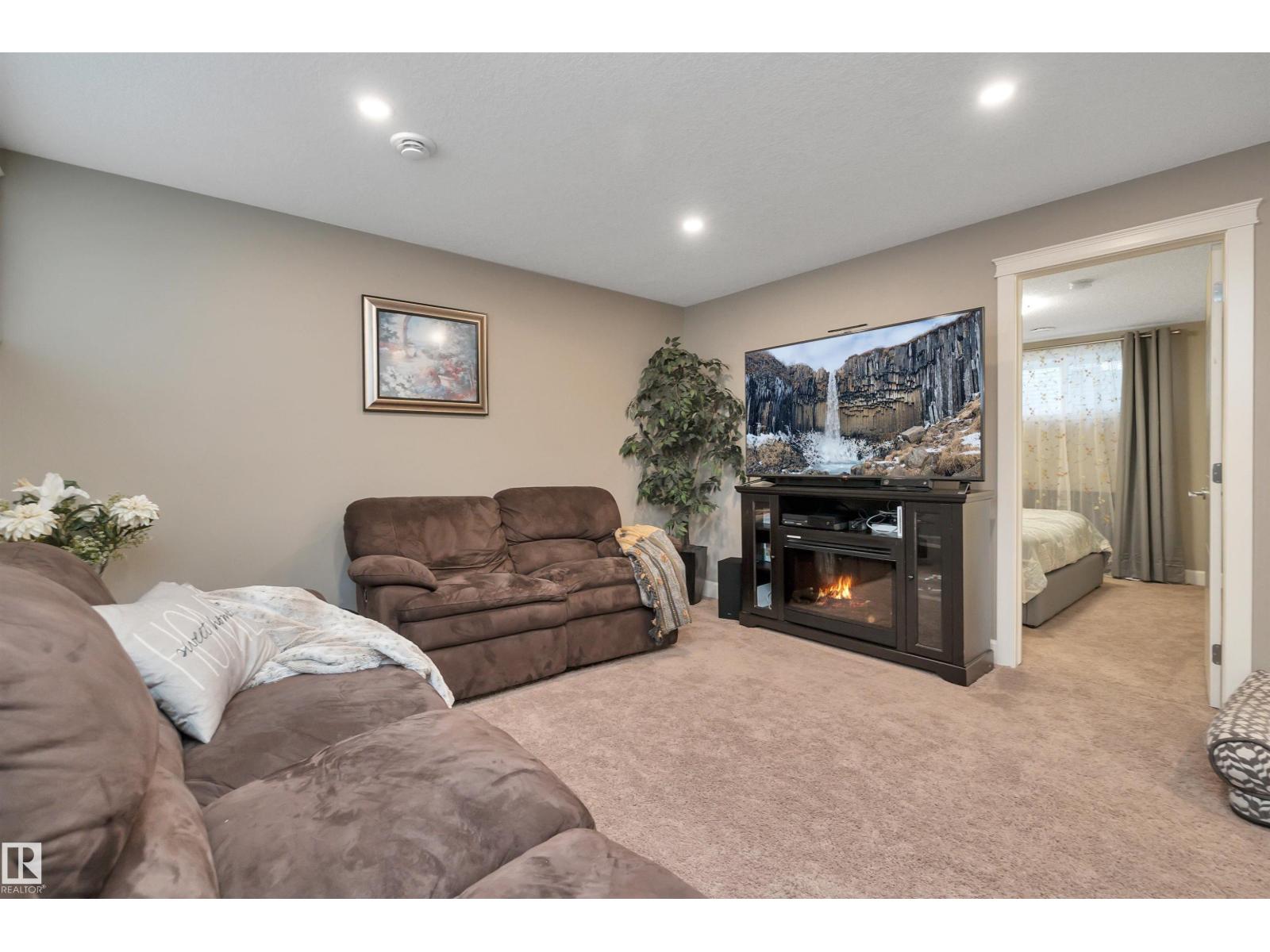 1958 Ainslie Link Sw, Edmonton, Alberta  T6W 2L9 - Photo 56 - E4471338