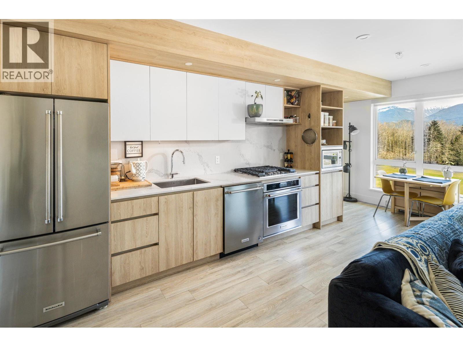 710 38362 BUCKLEY AVENUE, Squamish, British Columbia