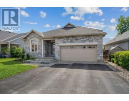 100 EQUINELLE DRIVE, North Grenville, Ontario