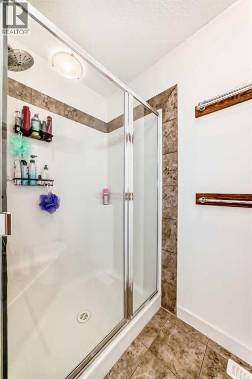 2002 High Country Rise NW, High River, Alberta  T1V 0C9 - Photo 20 - A2297676