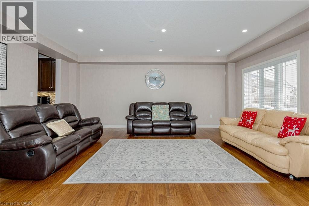 2 Doon Creek Street, Kitchener, Ontario  N2P 2R3 - Photo 9 - 40819993