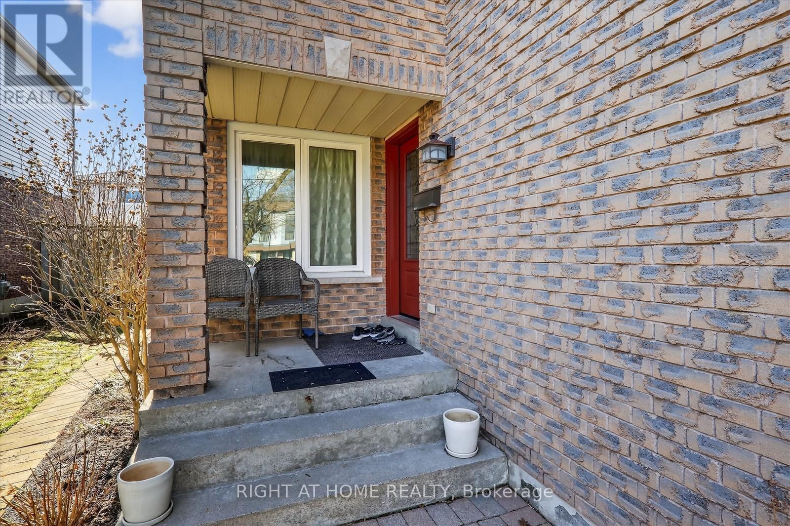 226 Manse Road, Toronto, Ontario  M1E 3V4 - Photo 3 - E12988626