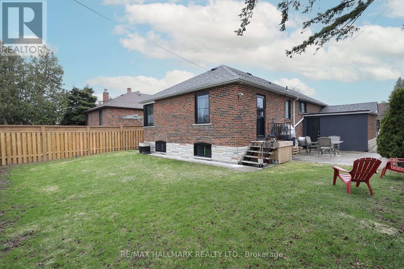 1535 Pharmacy Avenue, Toronto, Ontario  M1R 2K1 - Photo 21 - E12988628