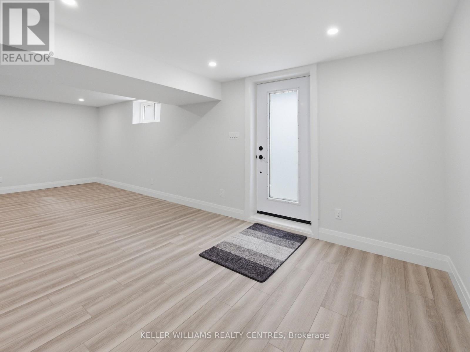 B - 88 Townsend Avenue, Bradford West Gwillimbury, Ontario  L3Z 1Y1 - Photo 14 - N12988632