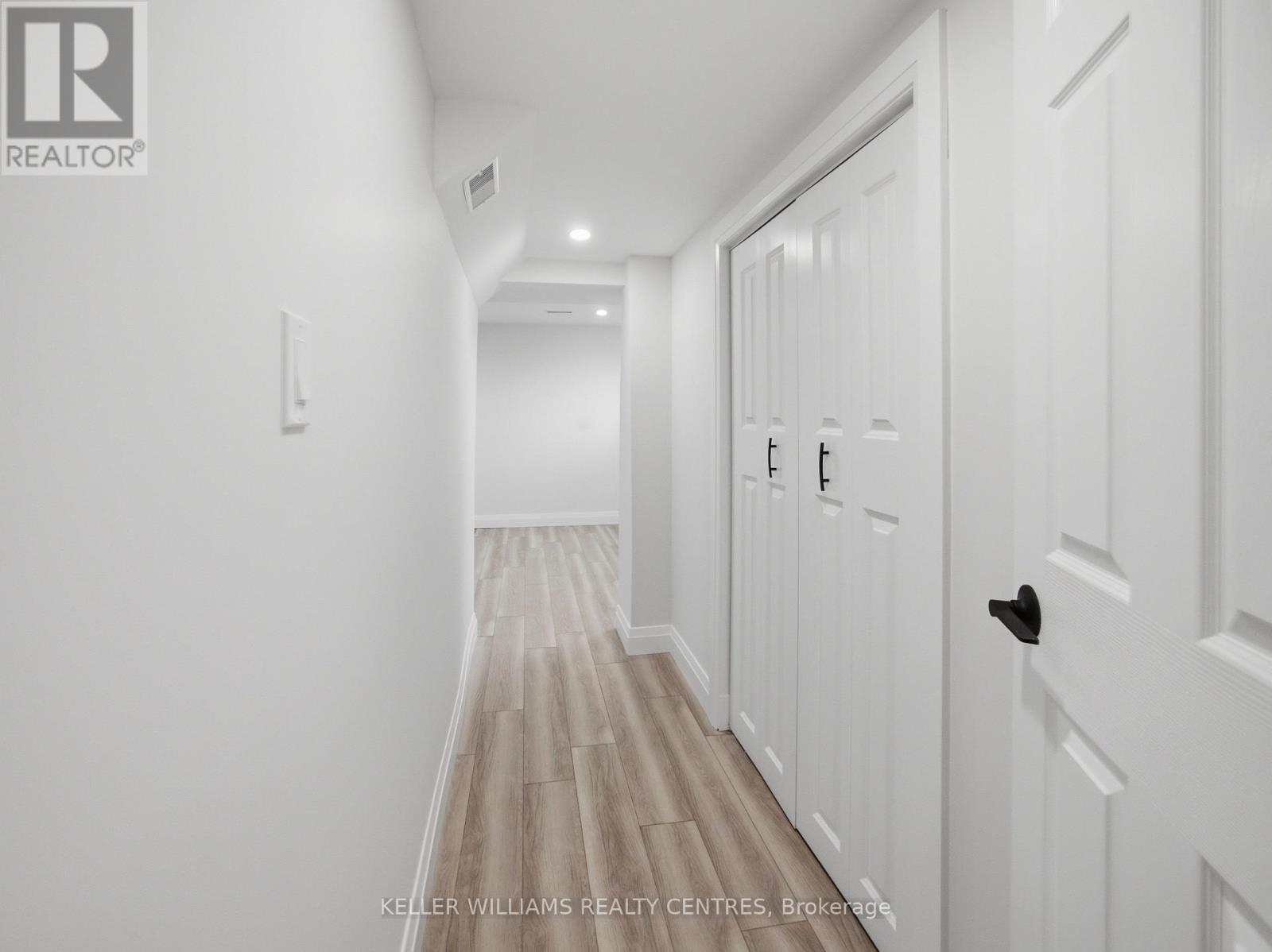 B - 88 Townsend Avenue, Bradford West Gwillimbury, Ontario  L3Z 1Y1 - Photo 21 - N12988632