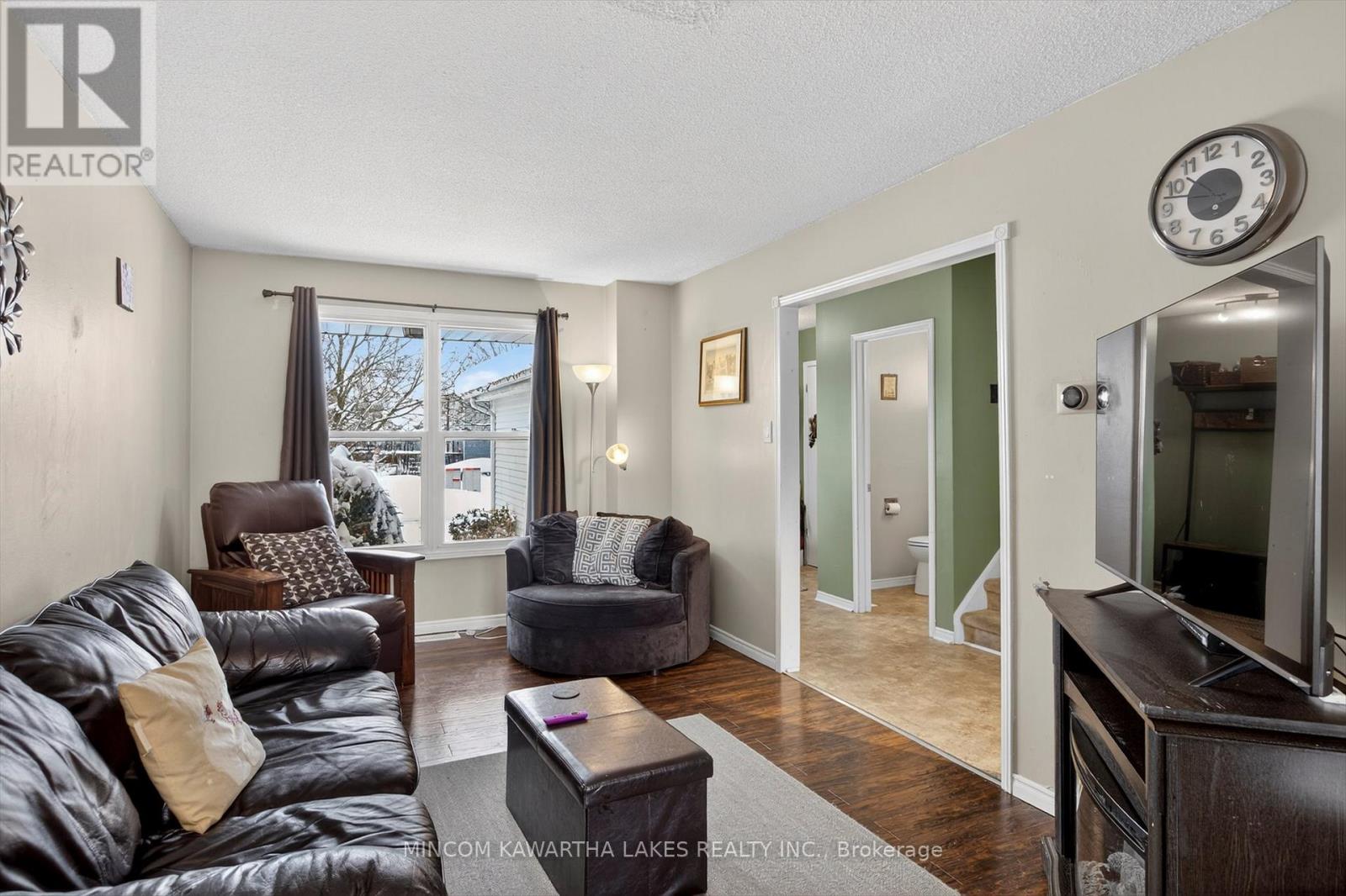 1221 Huntington Circle, Peterborough, Ontario  K9K 2B6 - Photo 4 - X12709288