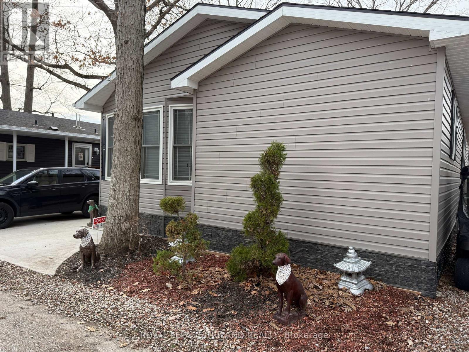 56 - 22790 Amiens Road, Middlesex Centre, Ontario  N0L 1R0 - Photo 24 - X12792770