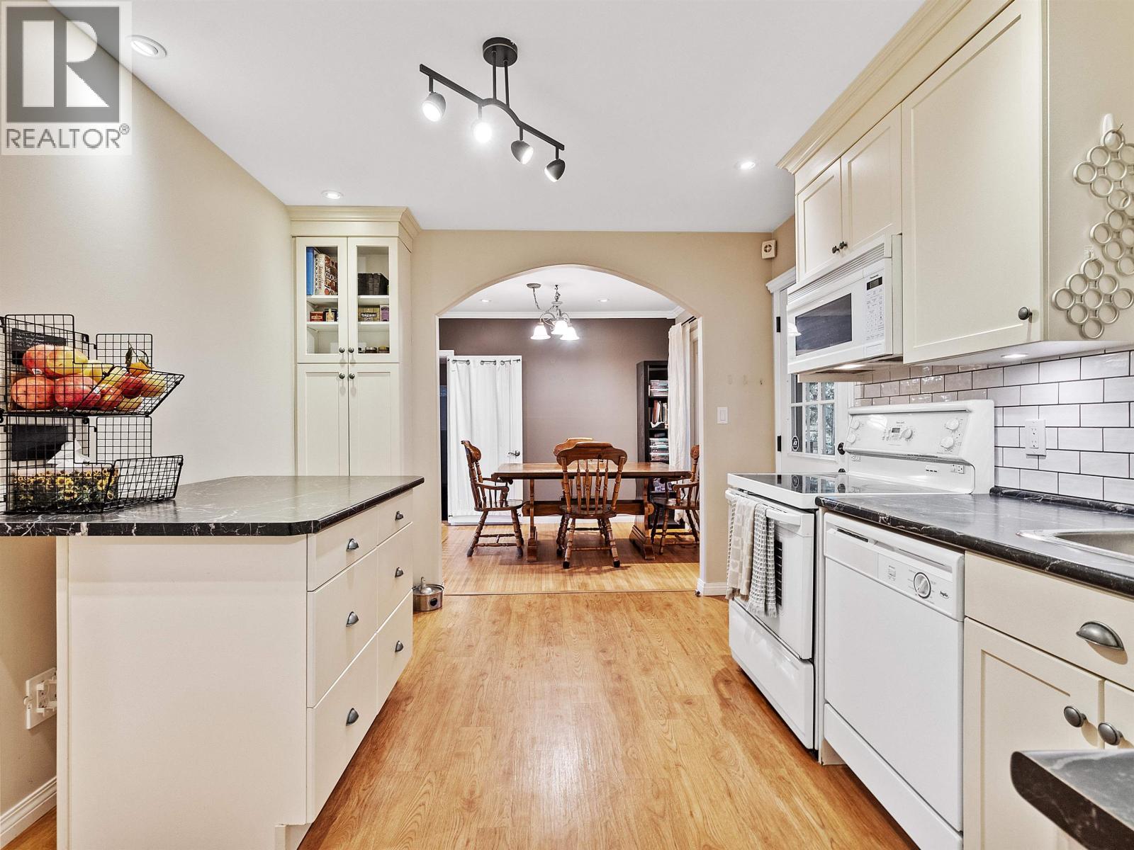 4921 44a Avenue, Delta, British Columbia  V4K 1E6 - Photo 17 - R3108743