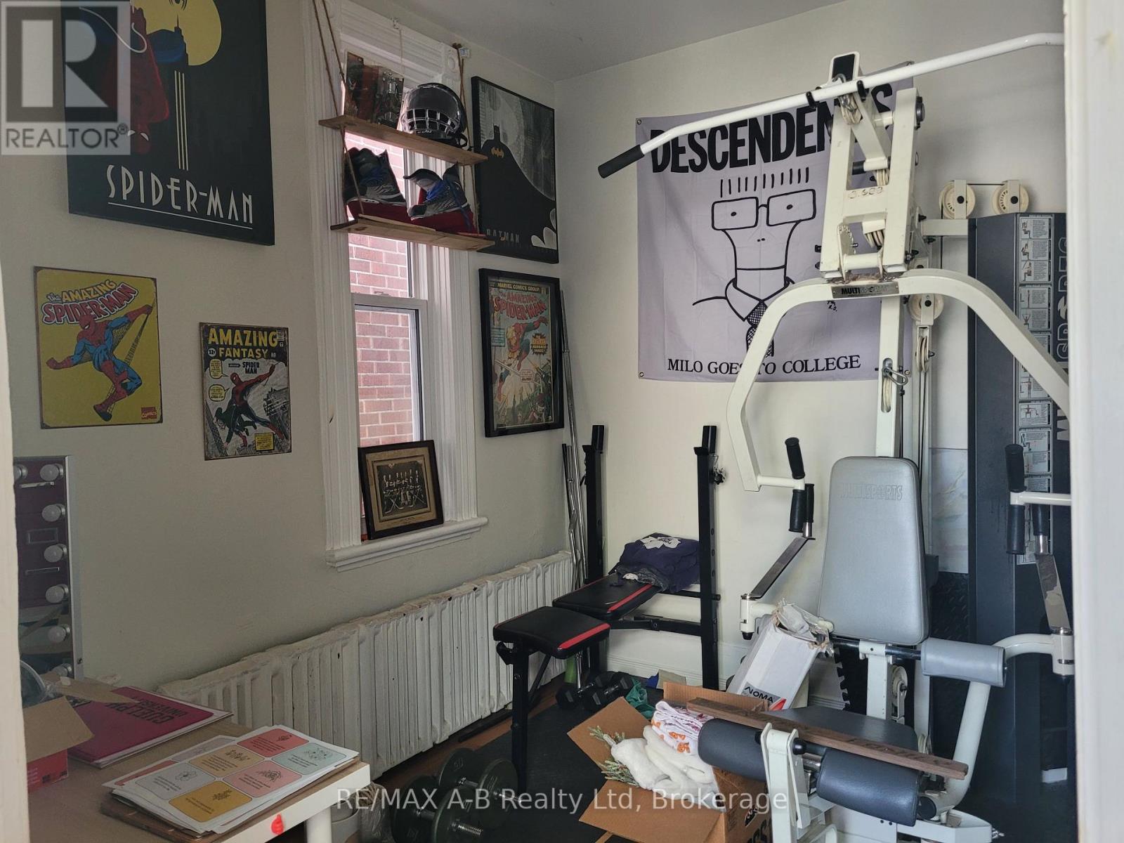 Photo 4 of 19 for 190 Colborne Street