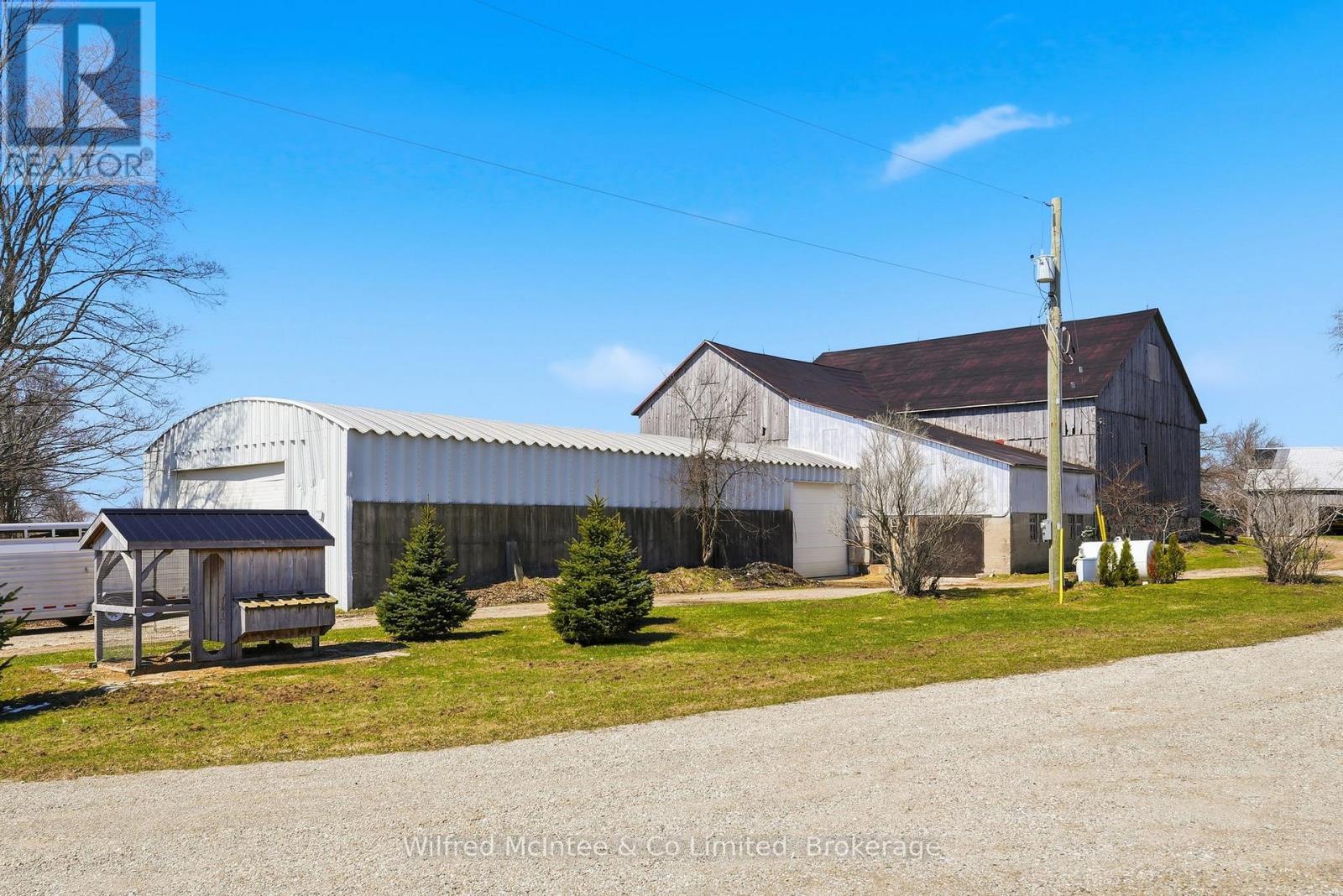 1054 4 Concession E, Brockton, Ontario  N0G 2V0 - Photo 10 - X12987548