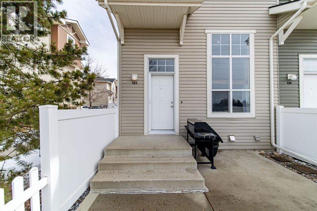 123 Toscana Gardens Nw, Calgary, Alberta  T3L 3C2 - Photo 5 - A2300281