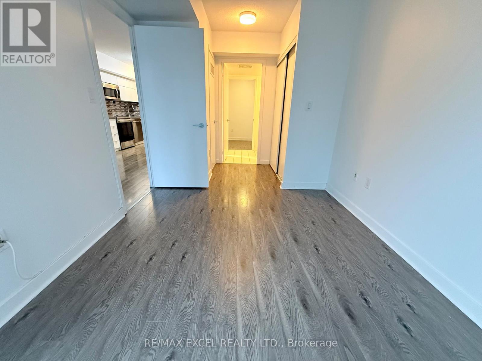 628 - 21 Iceboat Terrace, Toronto, Ontario  M5V 4A9 - Photo 9 - C12988396