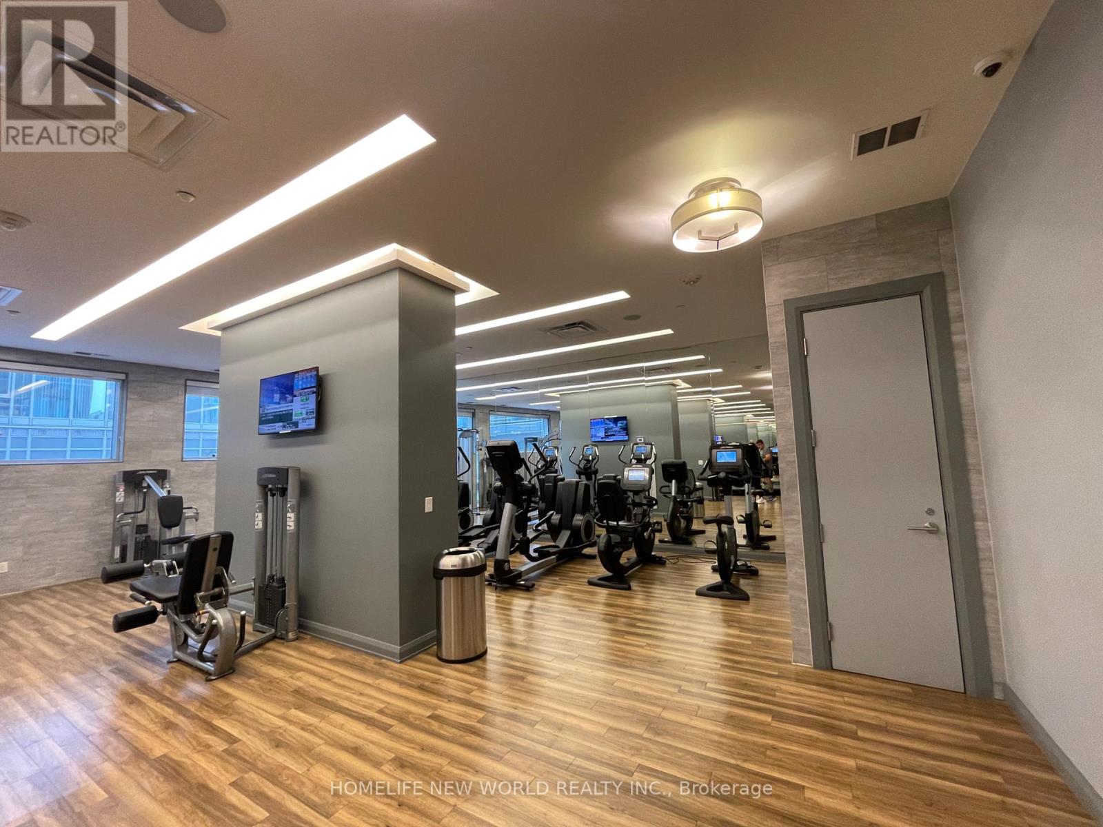 1703 - 155 Yorkville Avenue, Toronto, Ontario  M5R 1C4 - Photo 16 - C12988640