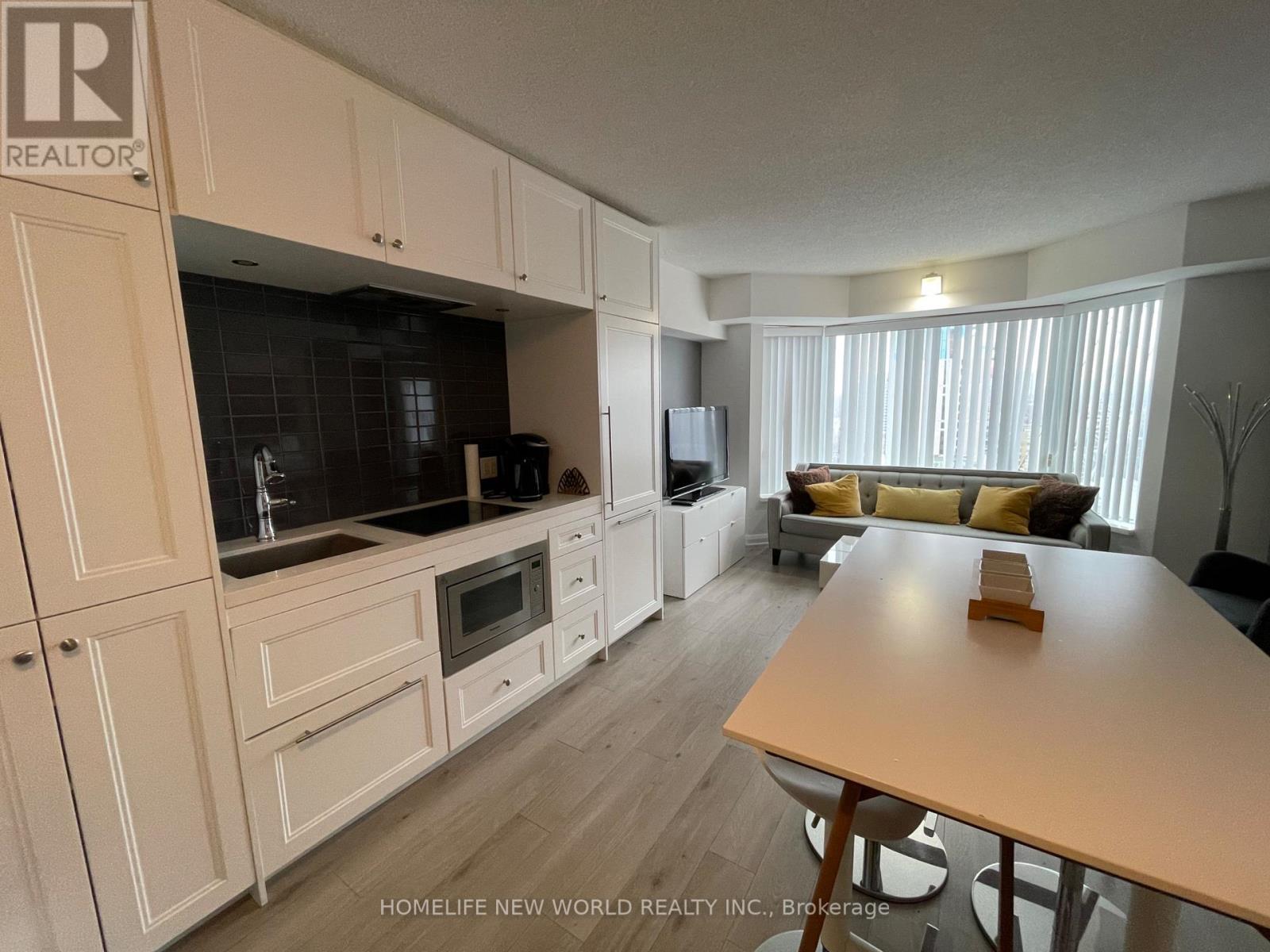 1703 - 155 Yorkville Avenue, Toronto, Ontario  M5R 1C4 - Photo 7 - C12988640