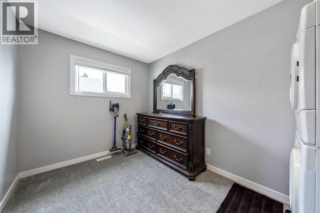 28 Riverbirch Place SE, Calgary, Alberta  T2C 3M3 - Photo 21 - A2299761