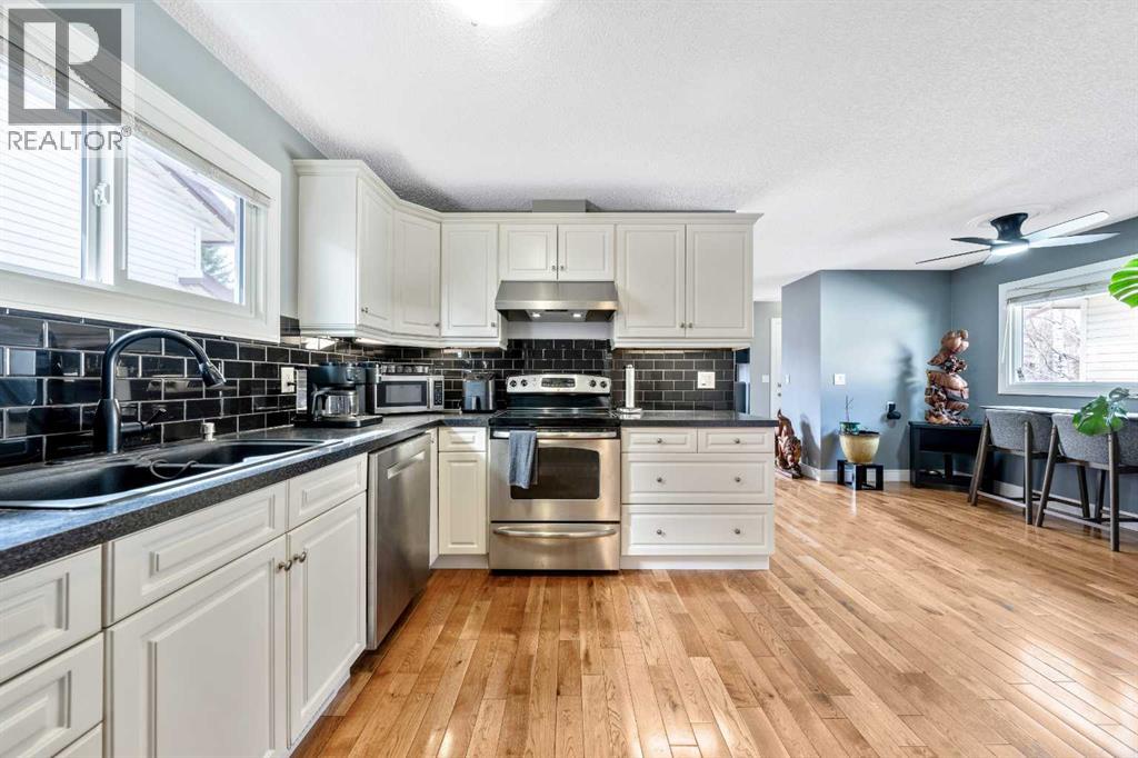 28 Riverbirch Place SE, Calgary, Alberta  T2C 3M3 - Photo 16 - A2299761