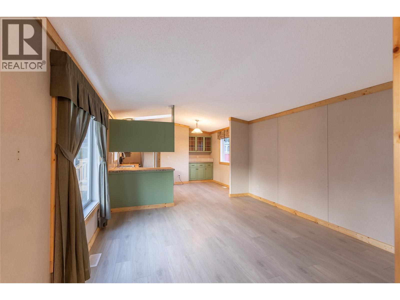 6588 97a Highway Unit# 51, Enderby, British Columbia V0E 1V3 - Photo 5 - 10369419