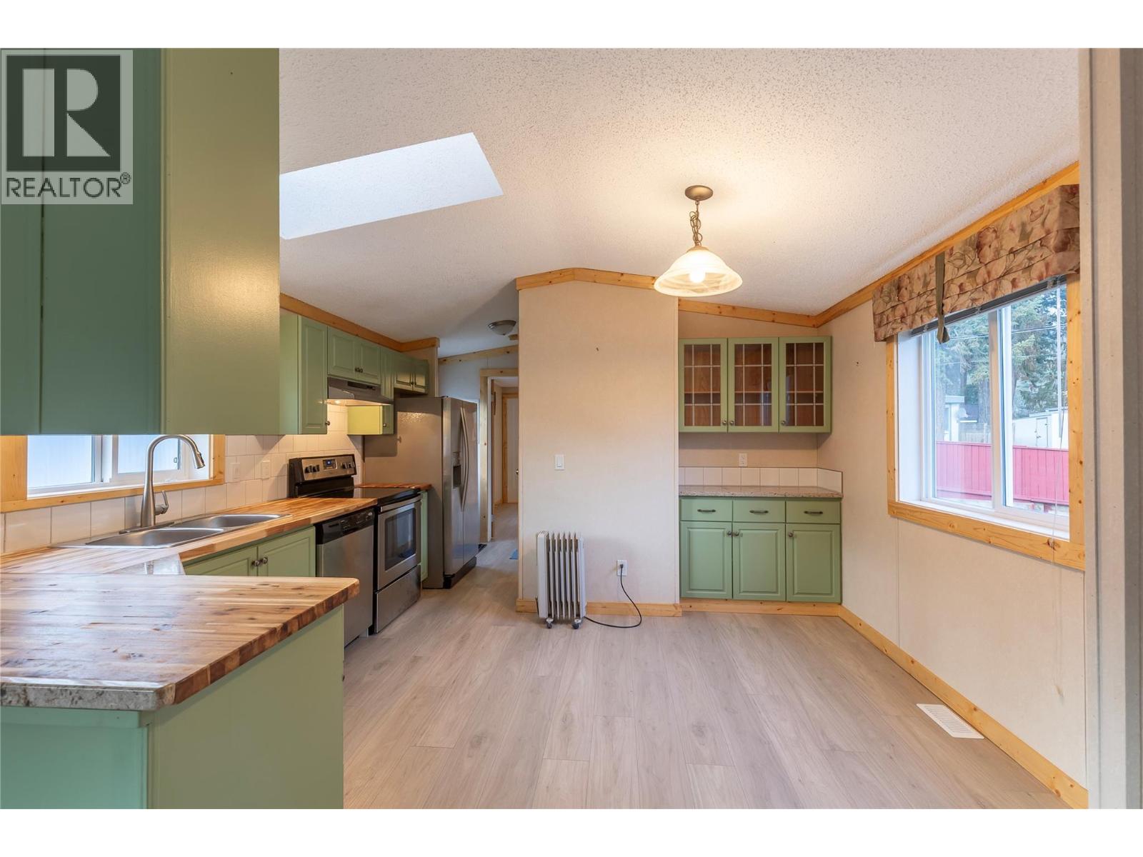 6588 97a Highway Unit# 51, Enderby, British Columbia V0E 1V3 - Photo 8 - 10369419