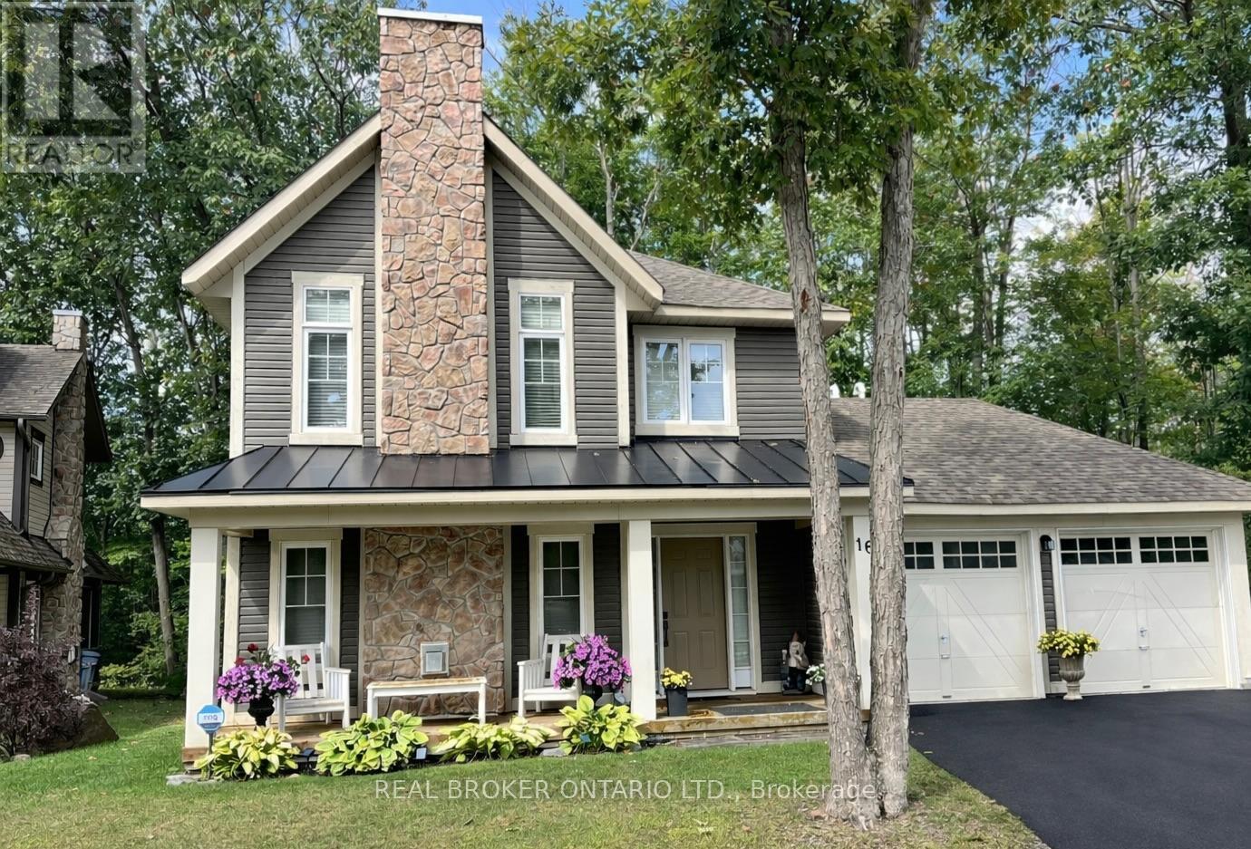 16 COUNTRY TRAIL, Georgian Bay, Ontario