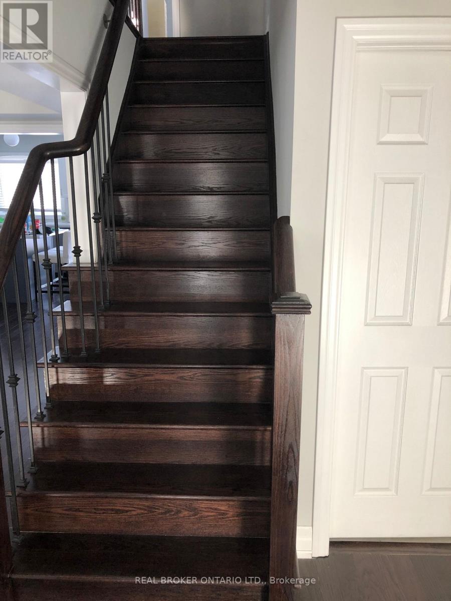 16 Country Trail, Georgian Bay, Ontario  L0K 1S0 - Photo 12 - X12988648