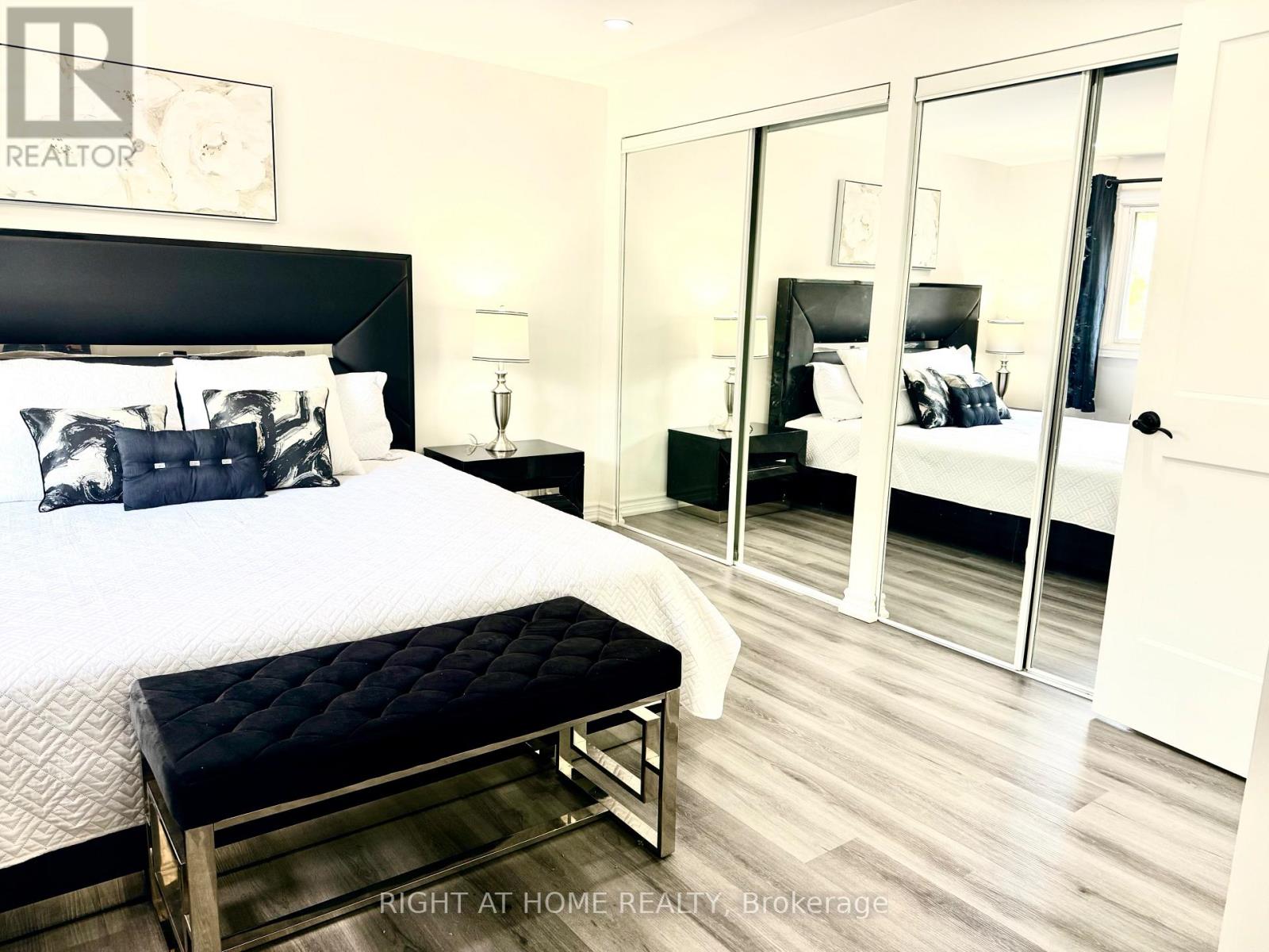 77 Elford Crescent, Hamilton, Ontario  L8K 5K8 - Photo 16 - X12988654