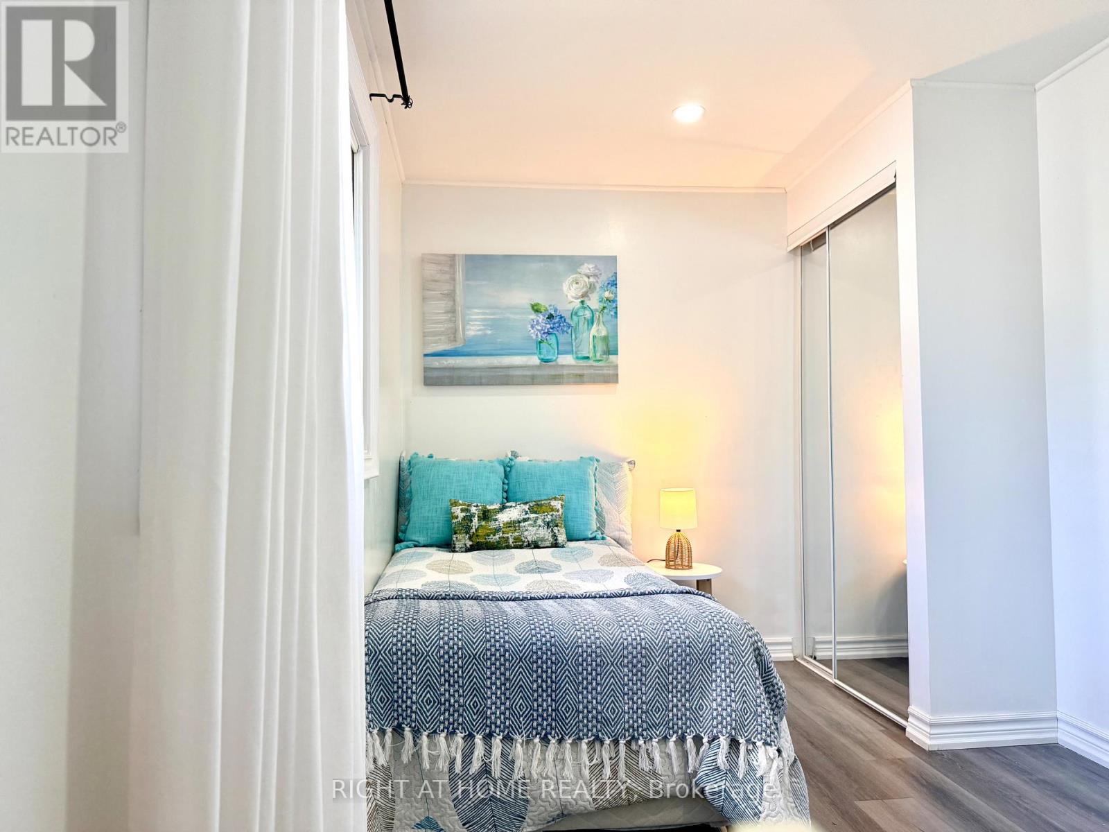 77 Elford Crescent, Hamilton, Ontario  L8K 5K8 - Photo 17 - X12988654