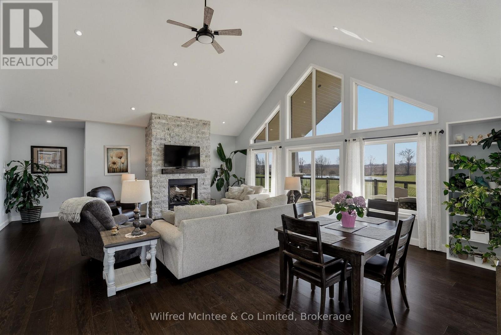 1054 4 Concession E, Brockton, Ontario  N0G 2V0 - Photo 27 - X12987548