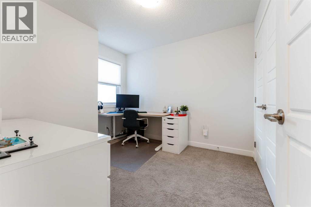 318 Masters Row SE, Calgary, Alberta  T3M 2T7 - Photo 17 - A2300506