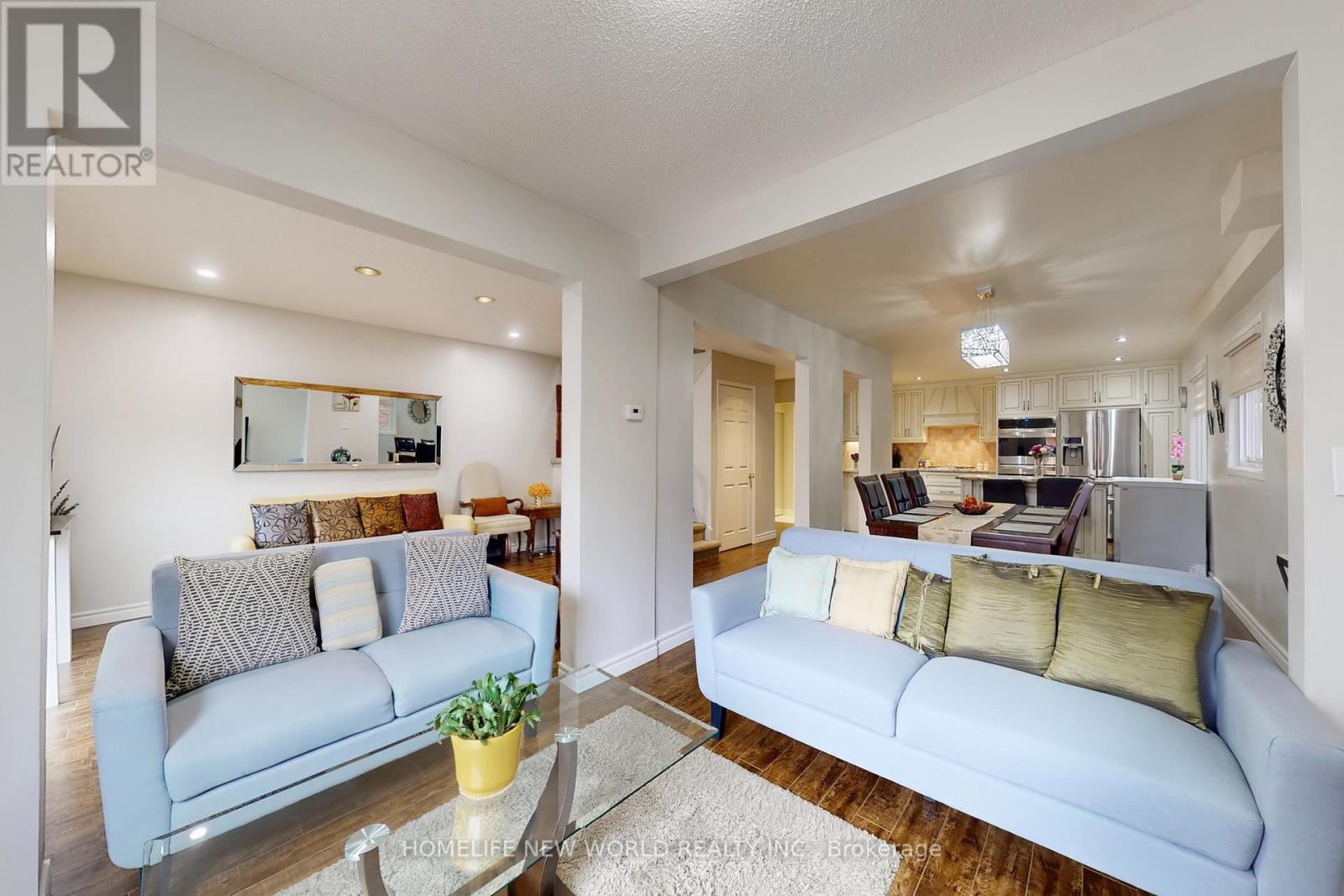 179 Campbell Avenue, Vaughan, Ontario  L4J 5A8 - Photo 5 - N12917552