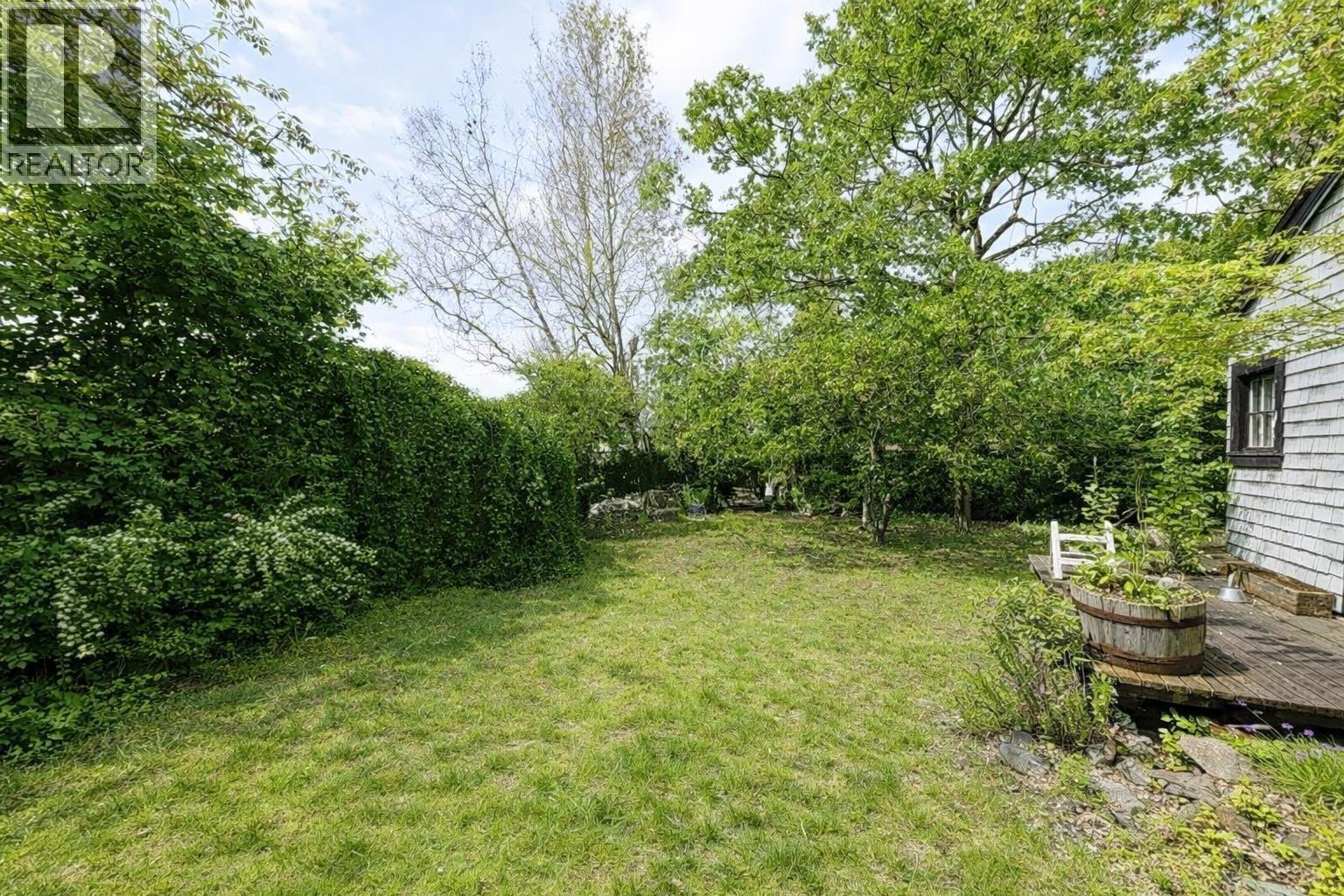 364 E 14th Street, North Vancouver, British Columbia  V7L 2N6 - Photo 4 - R3106874