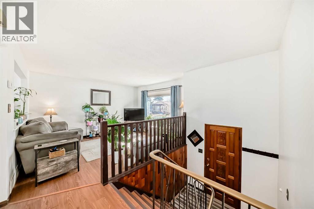 3772 Dover Ridge Drive SE, Calgary, Alberta  T2B 2C9 - Photo 18 - A2300186