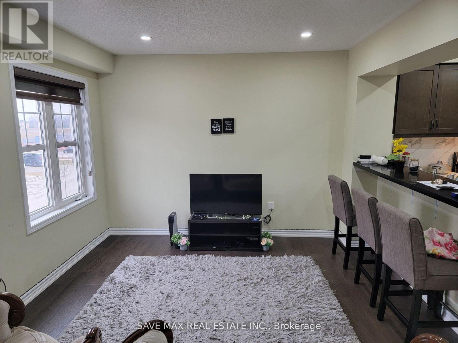 12 Stewardship Road, Brampton, Ontario  L7A 0G1 - Photo 3 - W12988658