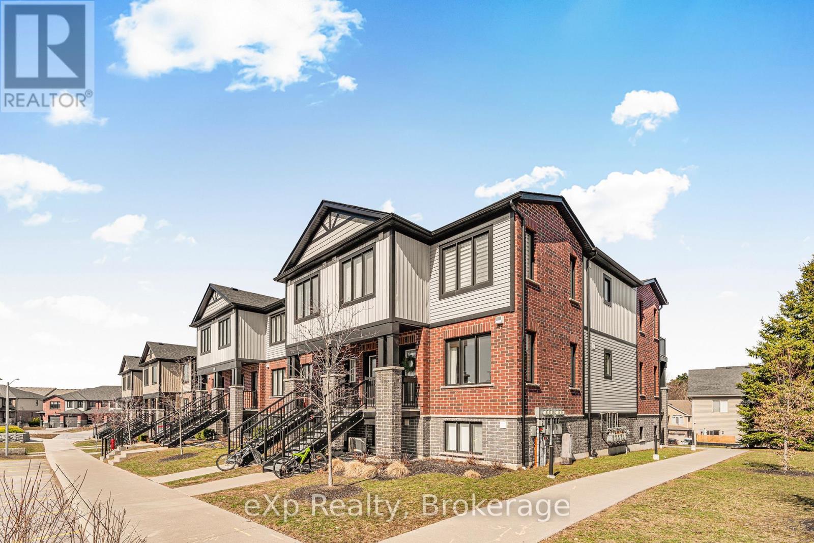 D8 - 160 Rochefort Street, Kitchener, Ontario  N2R 0P5 - Photo 30 - X12974772