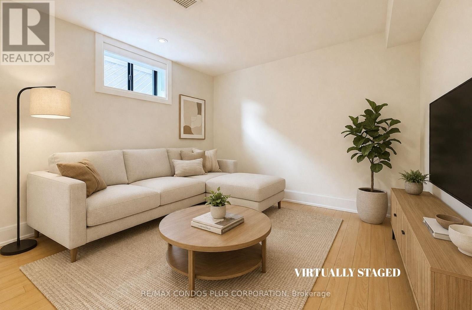 Lower Level - 32 Harrow Drive, Toronto, Ontario  M6M 2X3 - Photo 5 - W12765100