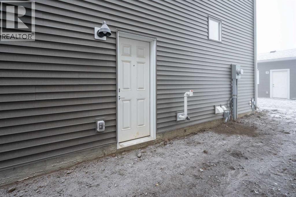 1020 West Lakeview Drive, Chestermere, Alberta  T1X 2T3 - Photo 31 - A2286457