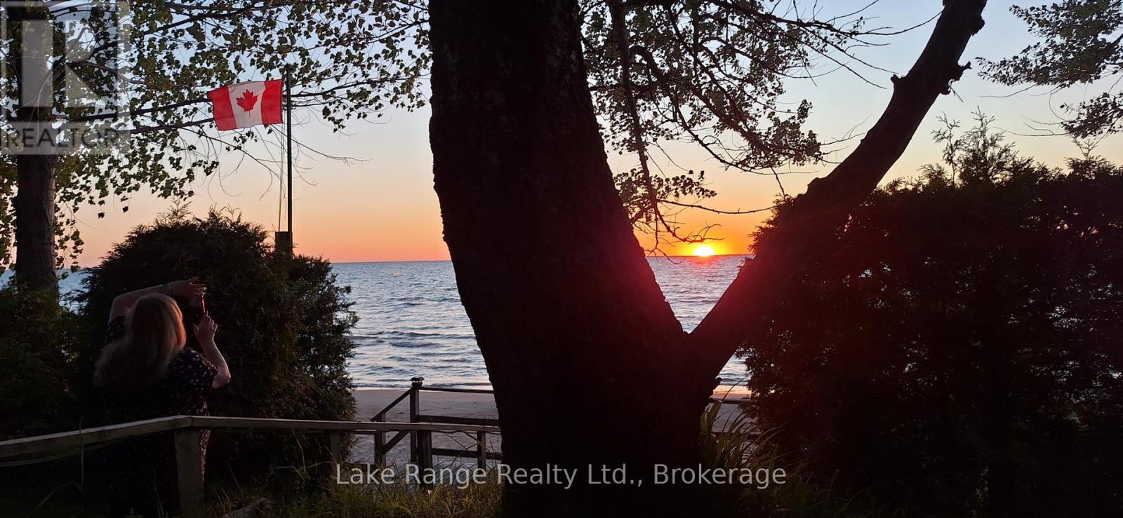 124 Bruce Beach Road, Huron-Kinloss, Ontario  N2Z 2X3 - Photo 15 - X12988684