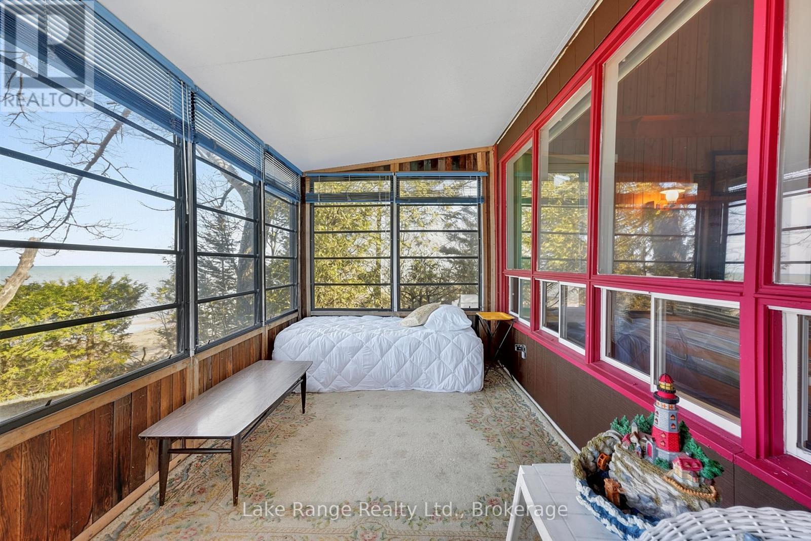 124 Bruce Beach Road, Huron-Kinloss, Ontario  N2Z 2X3 - Photo 29 - X12988684