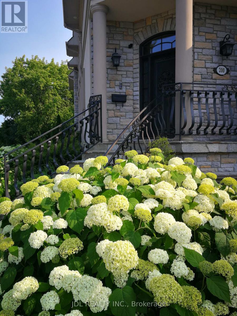 200 Wilfred Avenue, Toronto, Ontario  M2N 5C9 - Photo 44 - C12988680