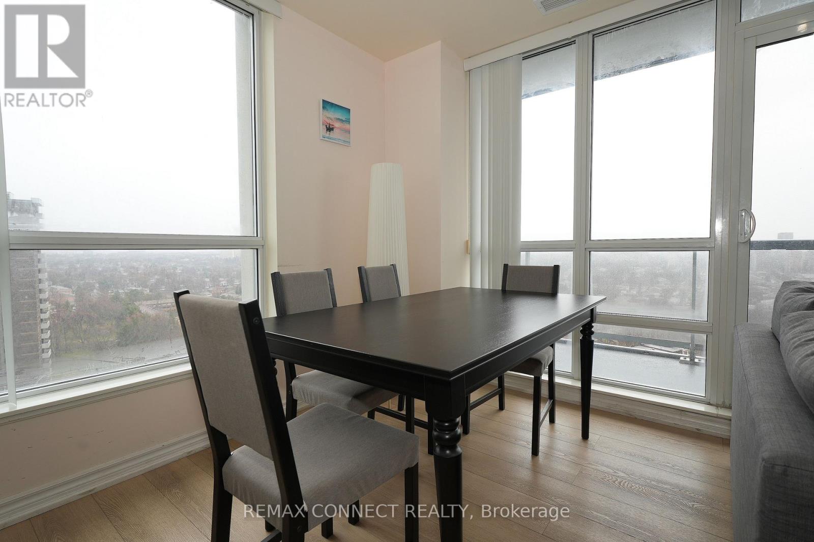 1605 - 30 Heron's Hill Way, Toronto, Ontario  M2J 0A7 - Photo 11 - C12988682