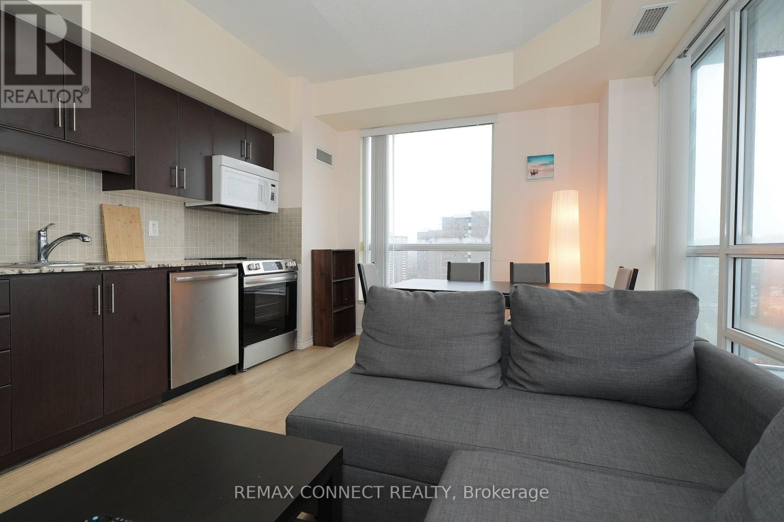 1605 - 30 Heron's Hill Way, Toronto, Ontario  M2J 0A7 - Photo 13 - C12988682