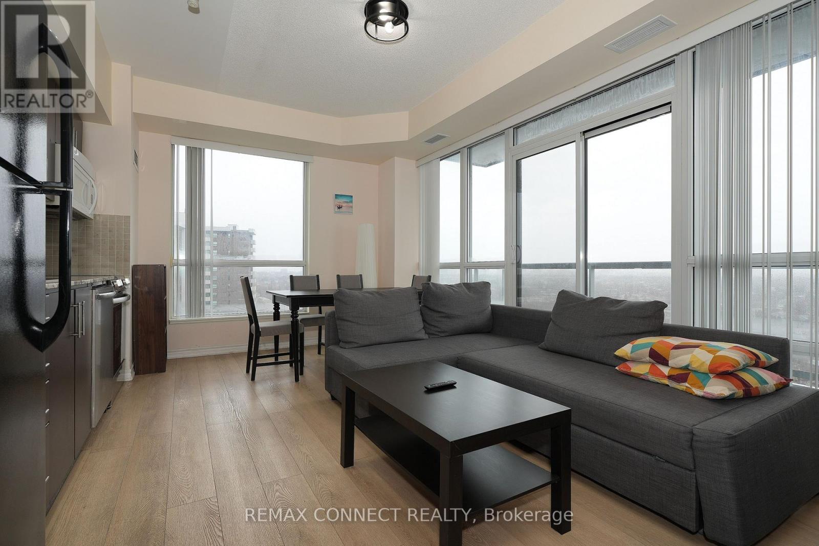 1605 - 30 Heron's Hill Way, Toronto, Ontario  M2J 0A7 - Photo 3 - C12988682