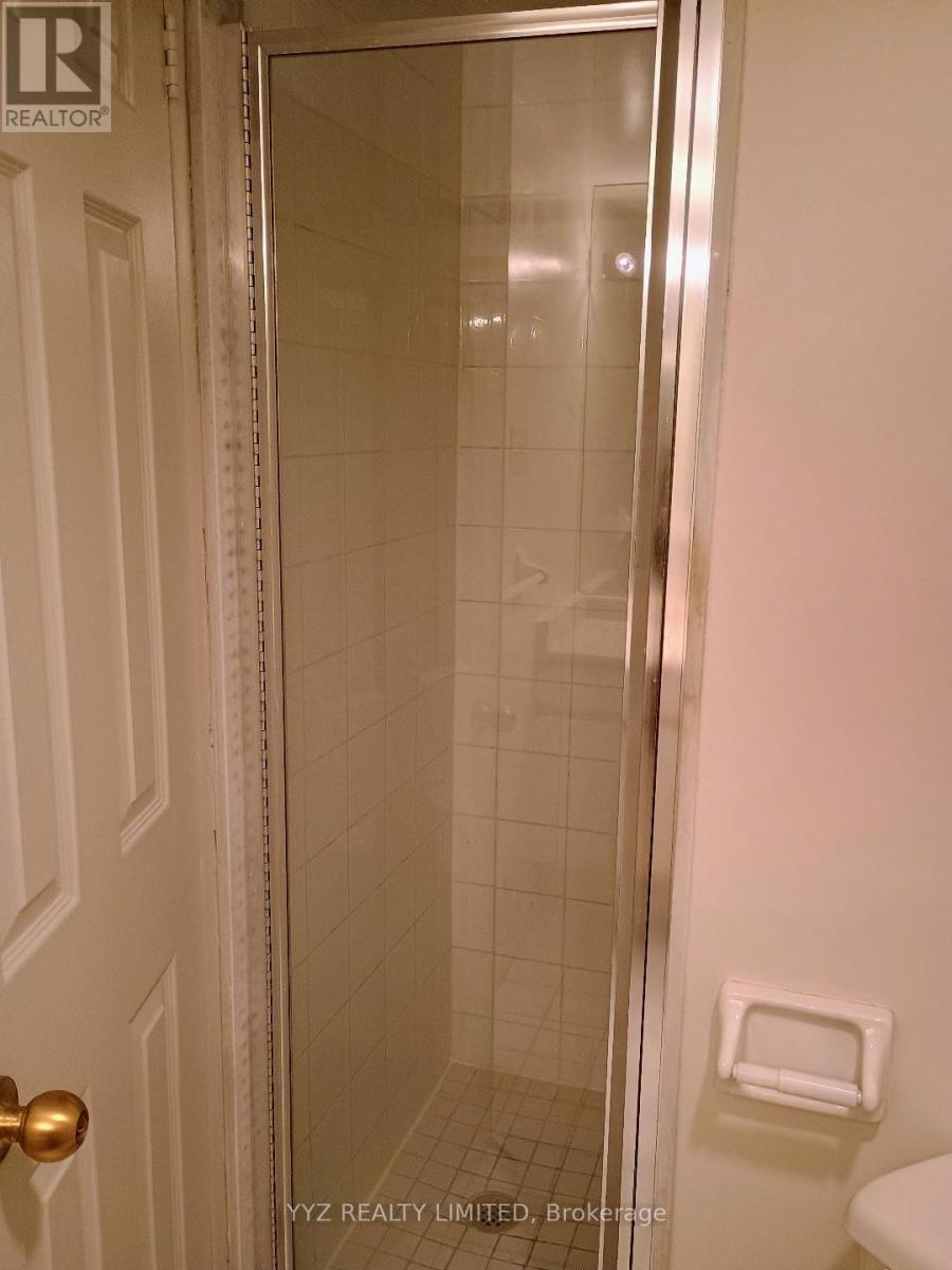 712 - 1 Clark Avenue W, Vaughan, Ontario  L4J 7Y6 - Photo 8 - N12988672