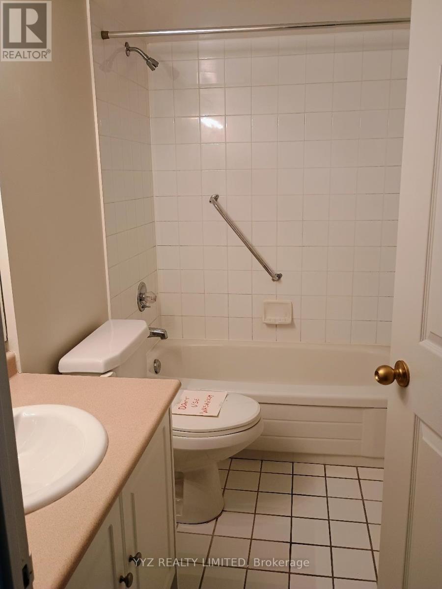 712 - 1 Clark Avenue W, Vaughan, Ontario  L4J 7Y6 - Photo 9 - N12988672