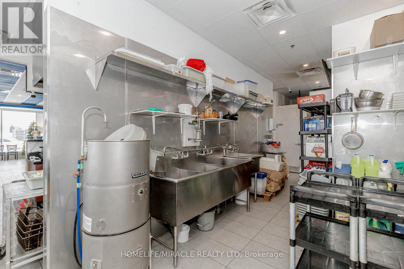 6 & 7 - 1840 Major Mackenzie Drive, Vaughan, Ontario  L6A 4R9 - Photo 30 - N12988688