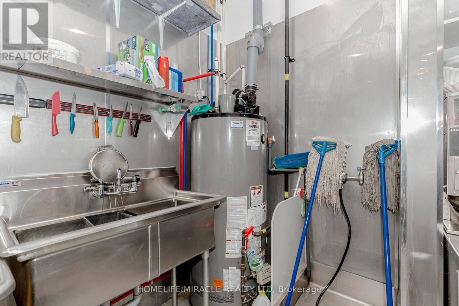 6 & 7 - 1840 Major Mackenzie Drive, Vaughan, Ontario  L6A 4R9 - Photo 32 - N12988688