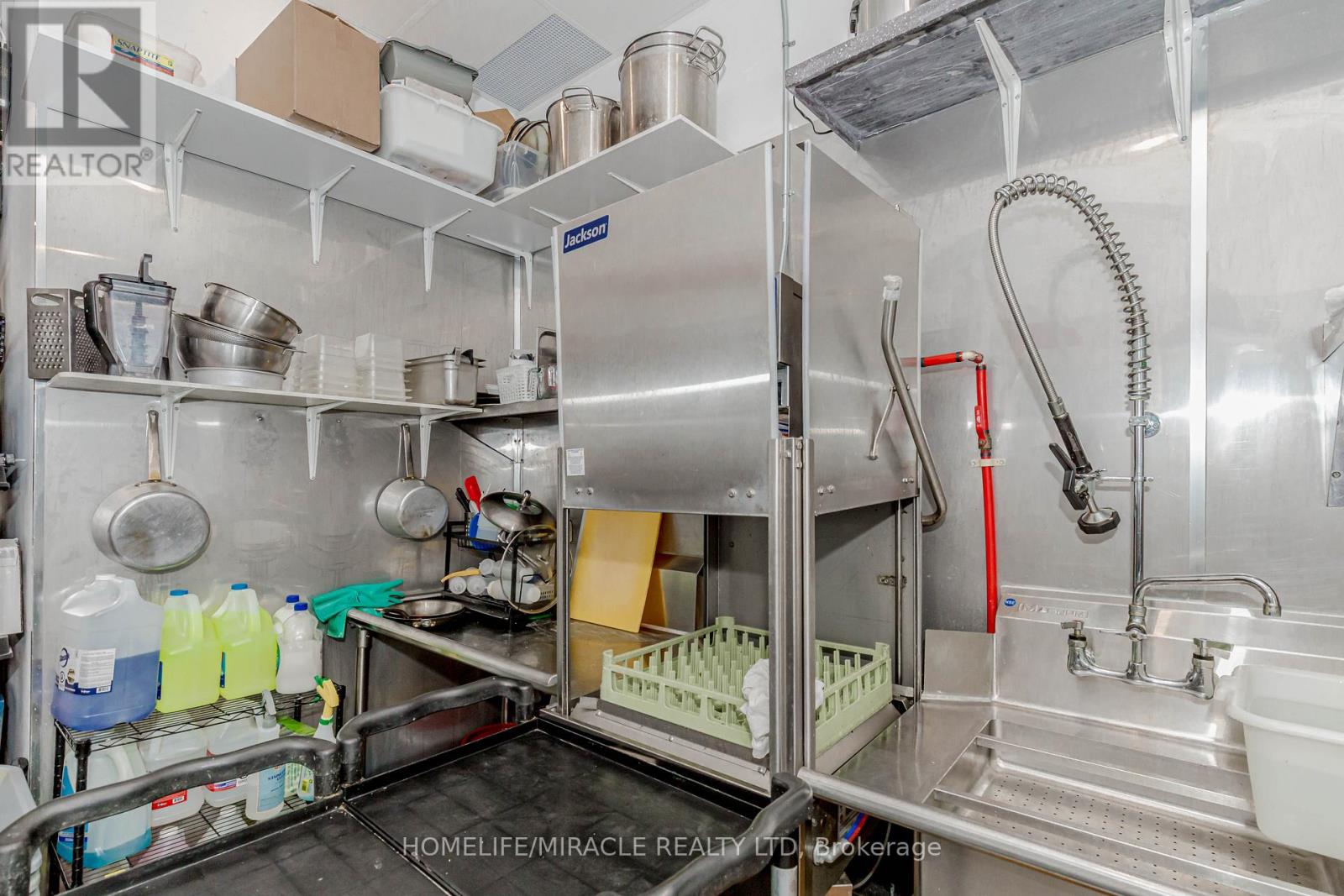 6 & 7 - 1840 Major Mackenzie Drive, Vaughan, Ontario  L6A 4R9 - Photo 33 - N12988688