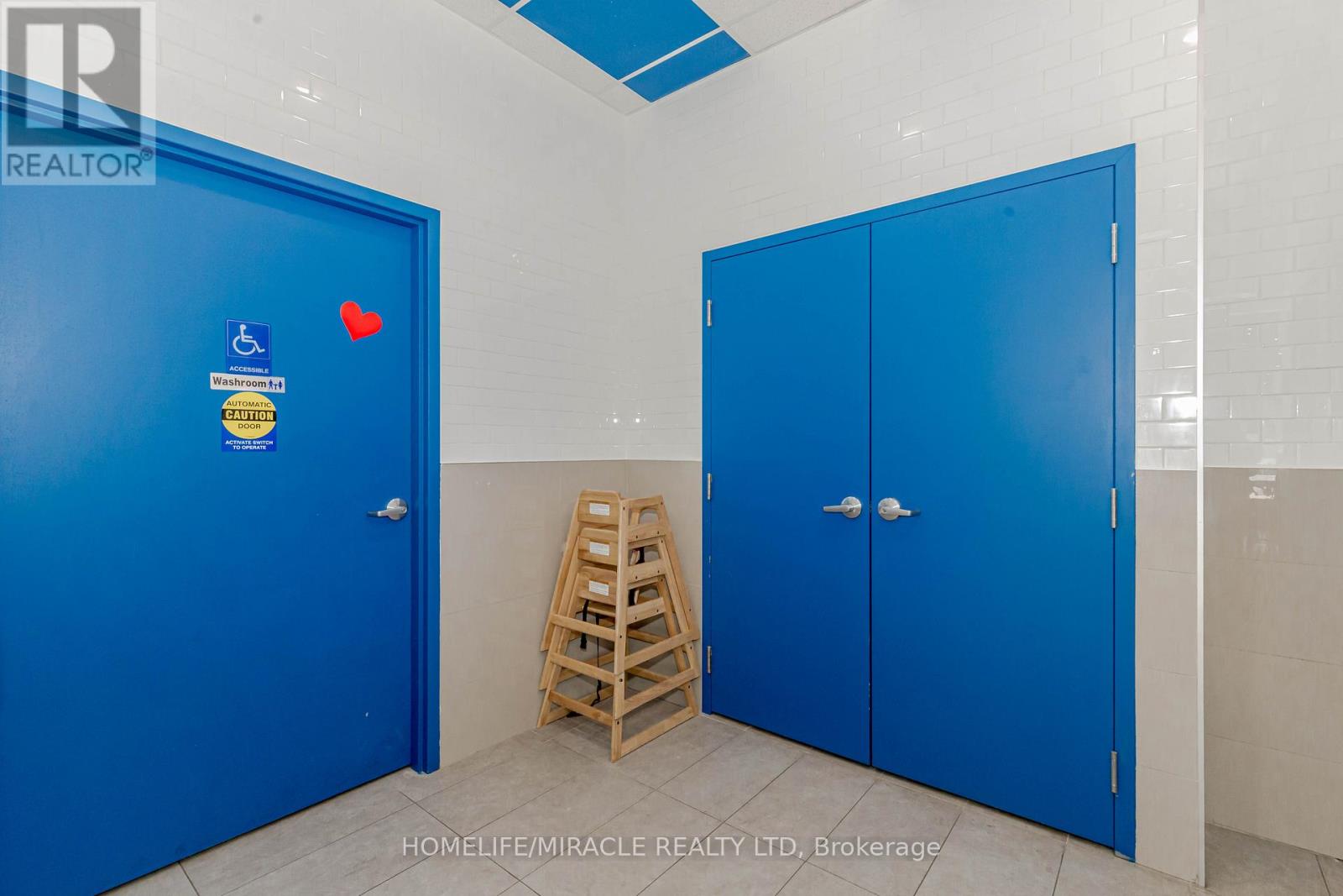 6 & 7 - 1840 Major Mackenzie Drive, Vaughan, Ontario  L6A 4R9 - Photo 48 - N12988688