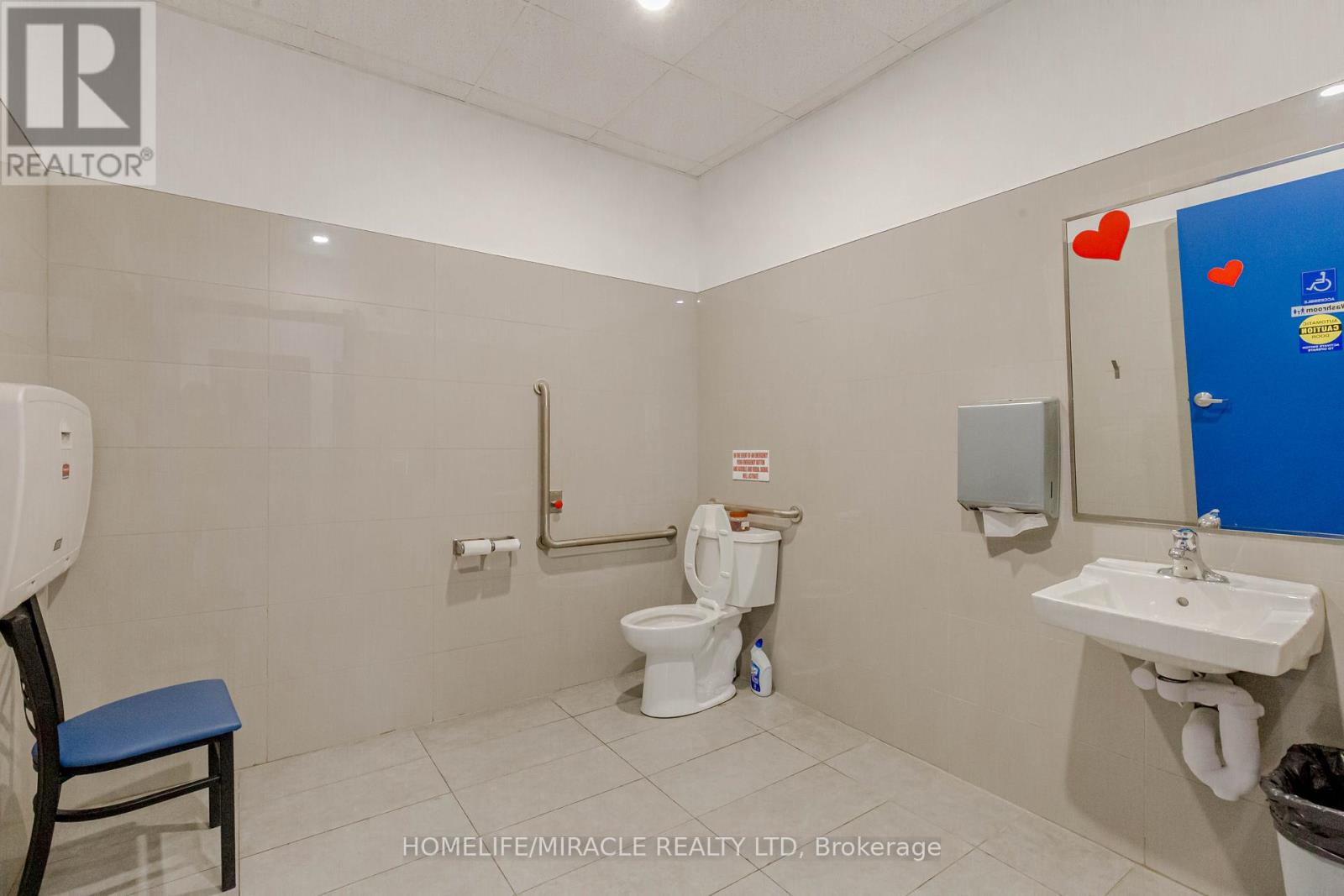 6 & 7 - 1840 Major Mackenzie Drive, Vaughan, Ontario  L6A 4R9 - Photo 49 - N12988688