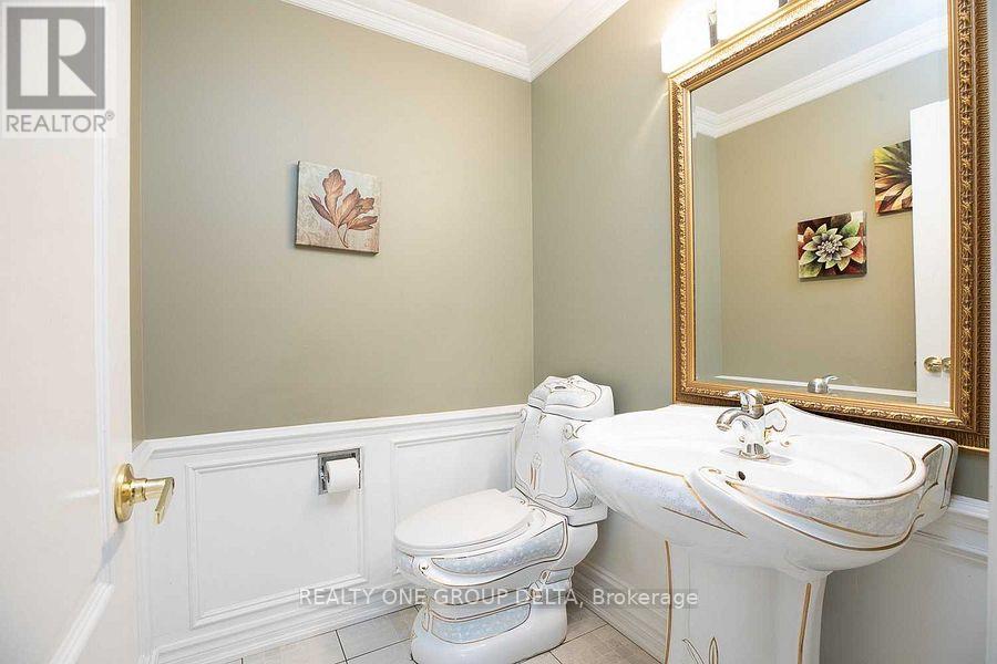 1918 Royal Credit Boulevard, Mississauga, Ontario  L5M 4Y1 - Photo 17 - W12988670